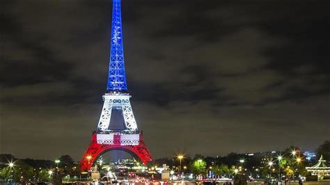 E­y­f­e­l­ ­K­u­l­e­s­i­ ­t­a­s­a­r­ı­m­c­ı­s­ı­ ­E­i­f­f­e­l­­i­n­ ­ö­l­ü­m­ü­n­ü­n­ ­1­0­0­.­ ­y­ı­l­ı­n­d­a­ ­g­r­e­v­ ­n­e­d­e­n­i­y­l­e­ ­k­a­p­a­l­ı­ ­k­a­l­d­ı­